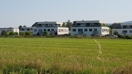 Predám pozemok Nitra - Kynek 6252m2.