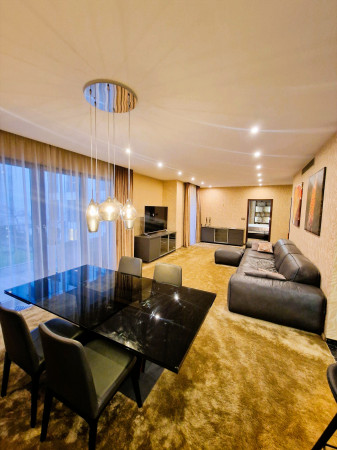 Prenájom 2. izb. bytu 90 m2 + garáž, EUROVEA